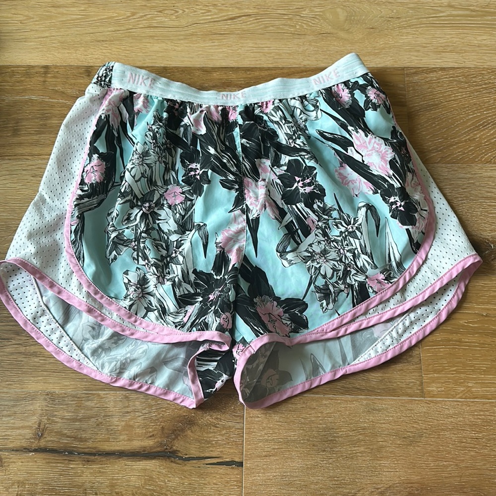 Women’s Nike size small shorts